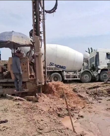 铜陵岩石井施工